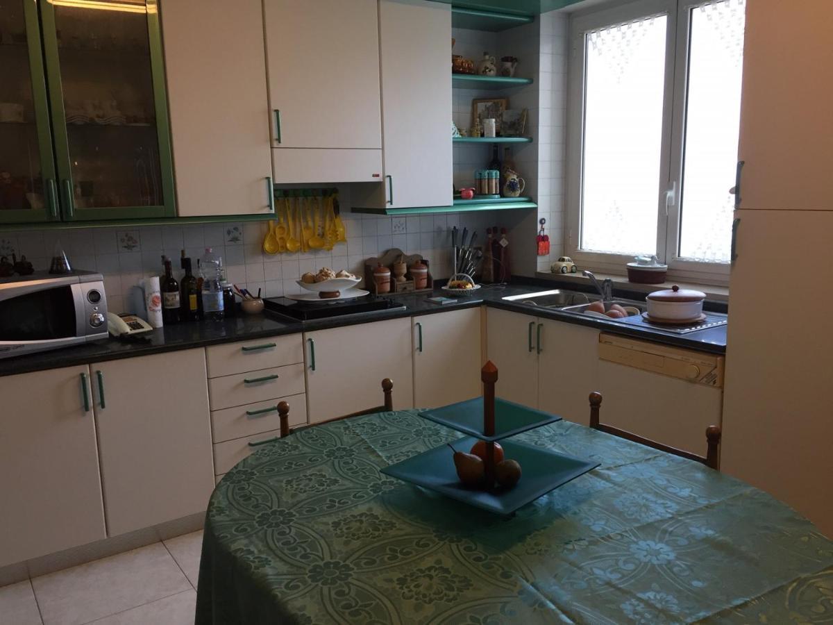 B&B Donna Porzia Trani Bagian luar foto